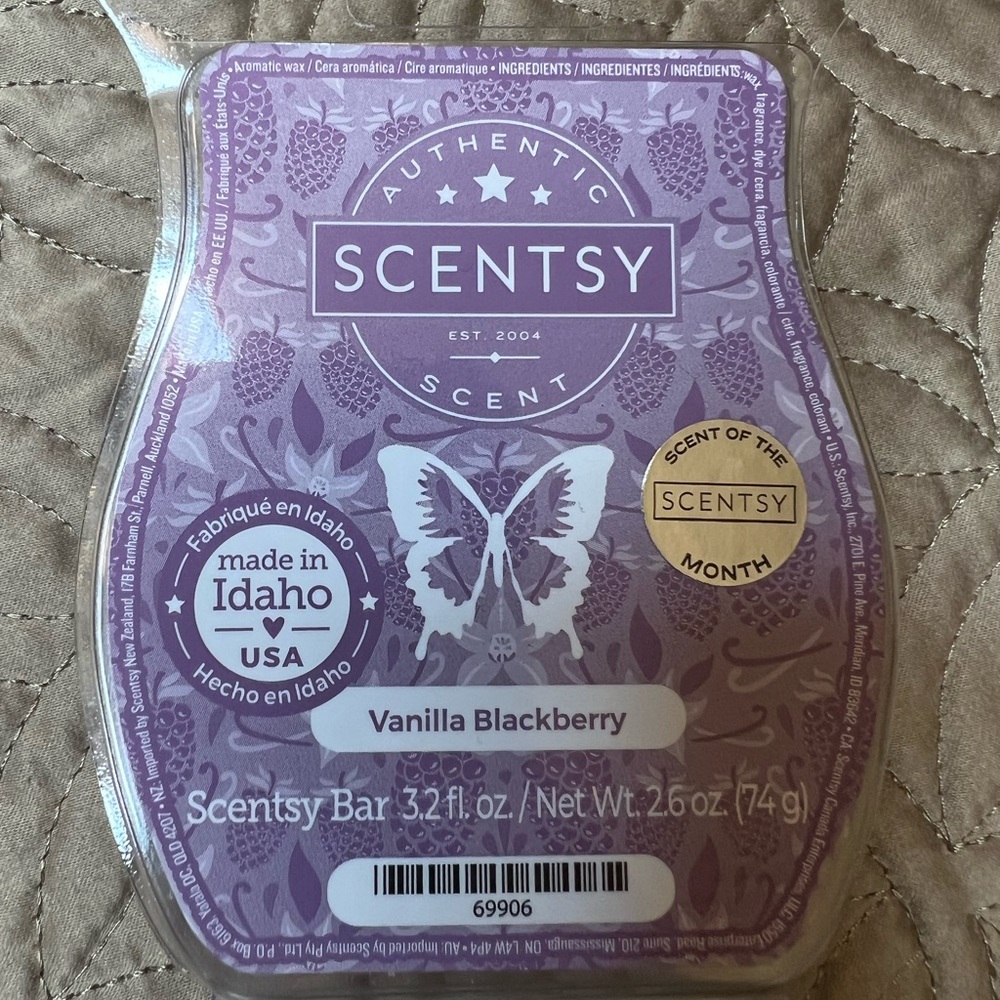 SCENTSY Vanilla BlackBerry Wax Bar